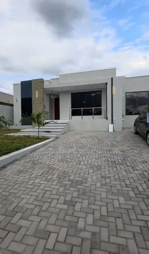 3bdrm House in Goba for sale