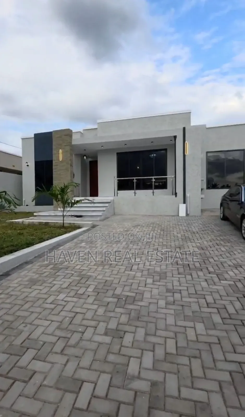 3bdrm House in Goba for sale