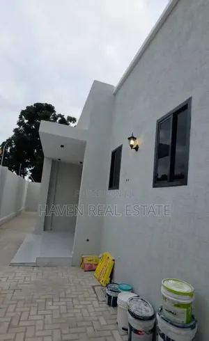 3bdrm House in Goba for sale