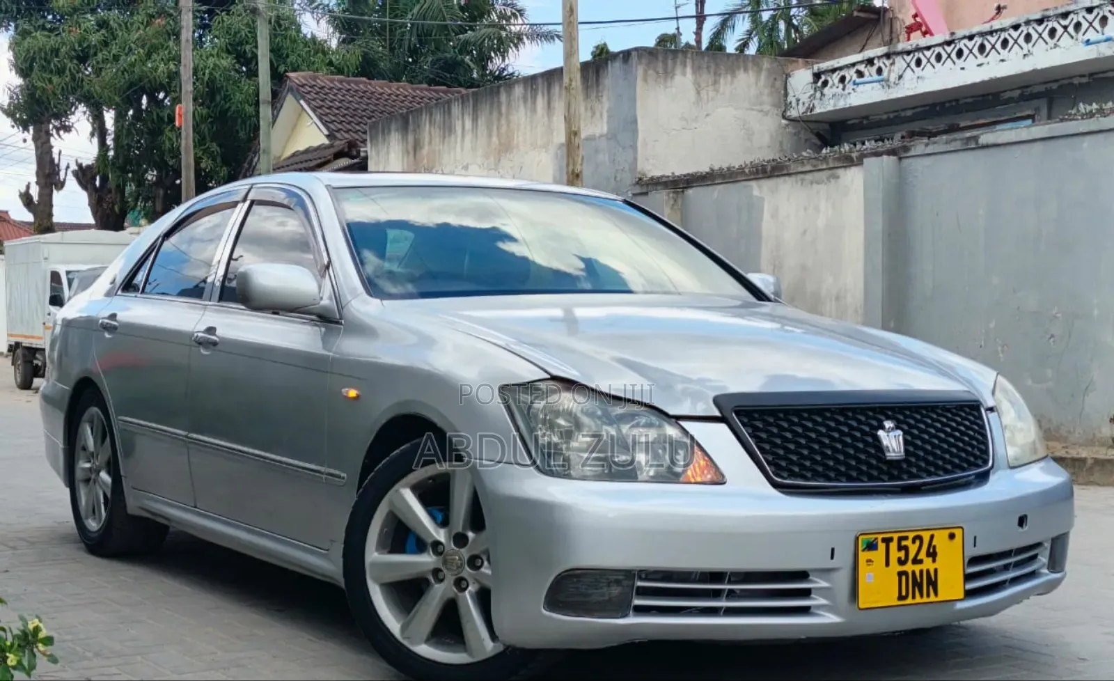 Toyota Crown 2006 Silver