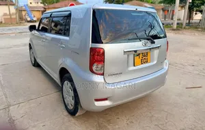 Toyota Corolla Rumion 2009 Silver