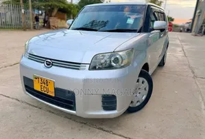 Toyota Corolla Rumion 2009 Silver