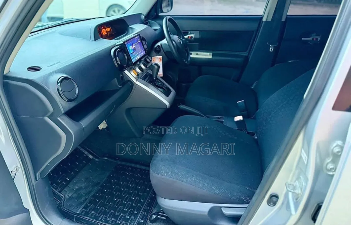 Toyota Corolla Rumion 2009 Silver