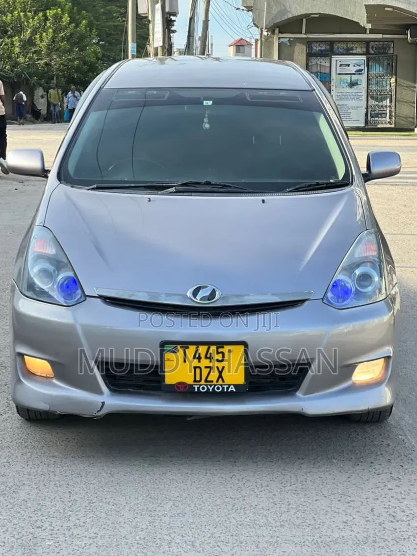 Toyota Wish 2006 Gray