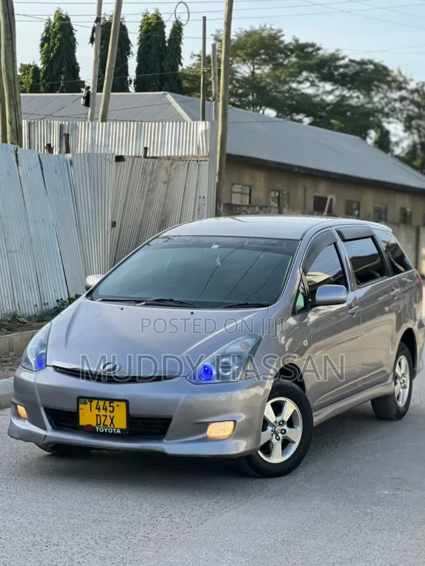Toyota Wish 2006 Gray