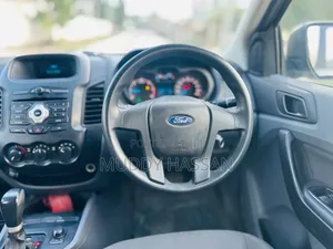 Ford Ranger 2015 Gold