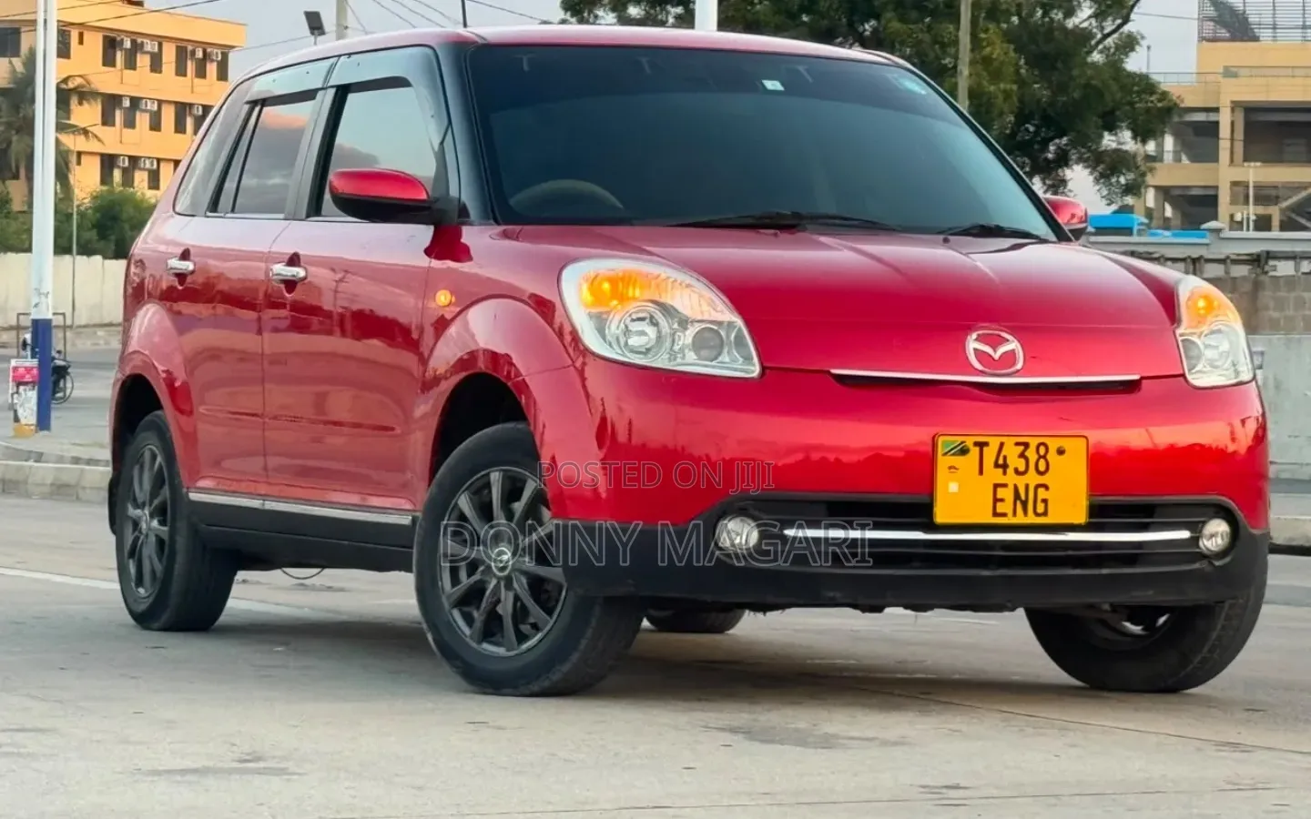 Mazda Verisa 2010 Red
