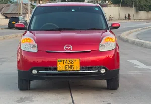 Mazda Verisa 2010 Red
