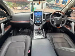 Toyota Land Cruiser 2011 Black