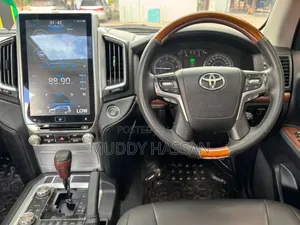 Toyota Land Cruiser 2011 Black