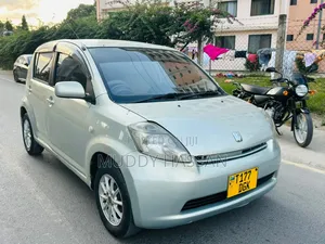 Toyota Passo 2005 Blue