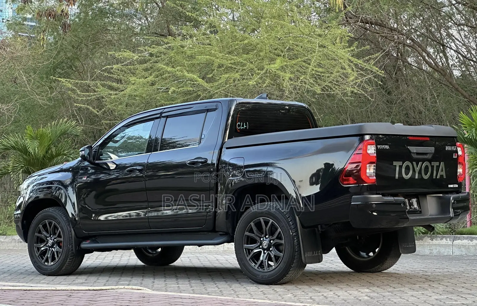 Toyota Hilux 2024 Black