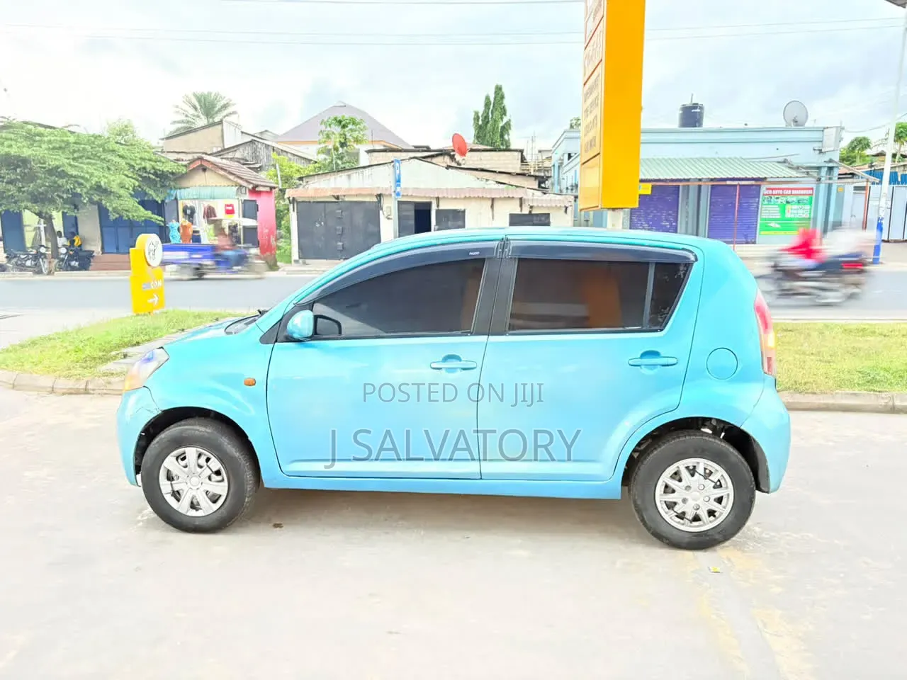 Toyota Passo 2004 Blue