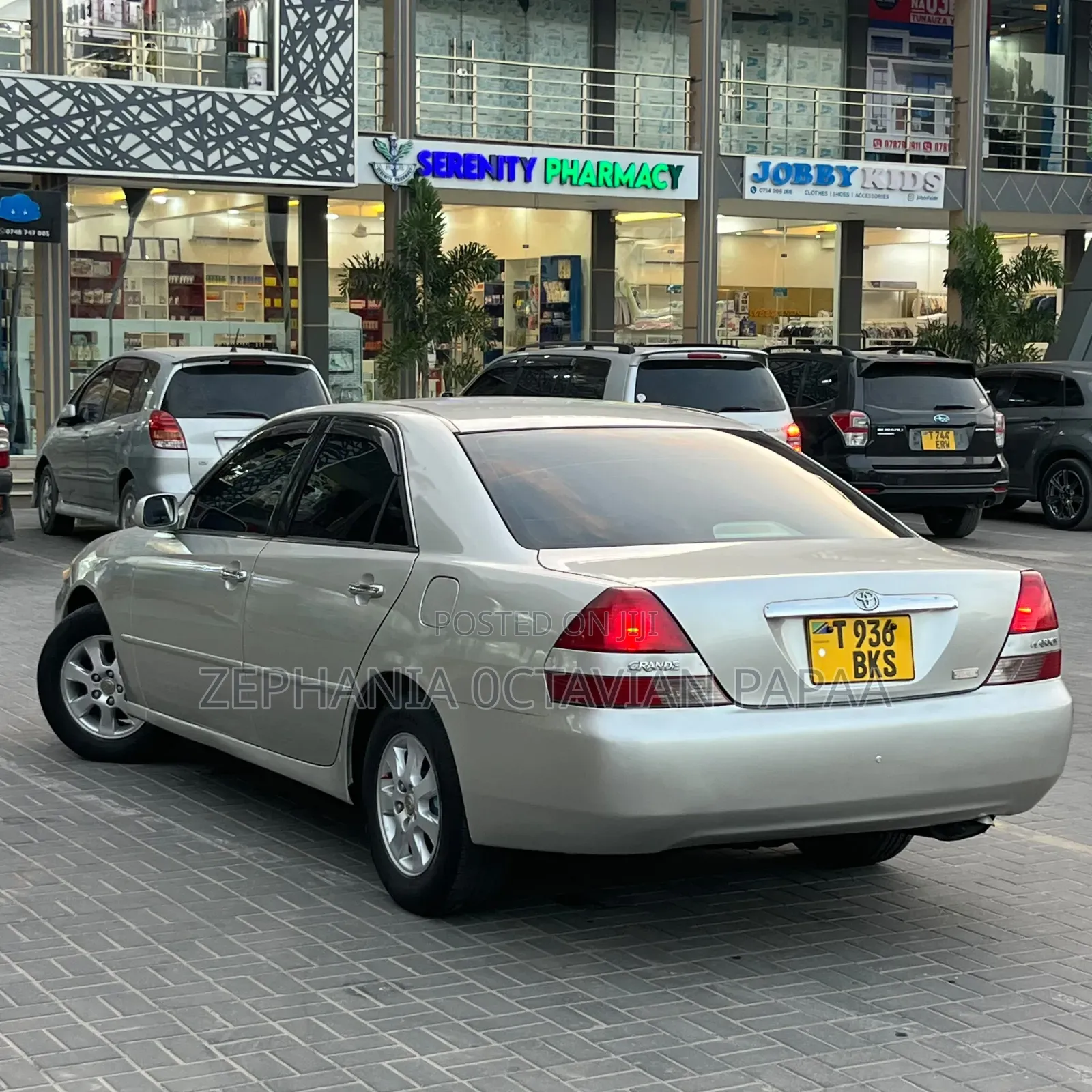 Toyota Mark II 2002 Silver