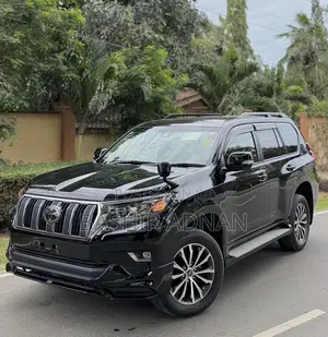 Toyota Land Cruiser Prado 2.8 2019 Black