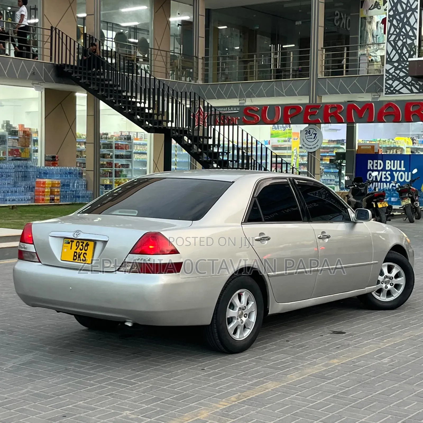 Toyota Mark II 2002 Silver