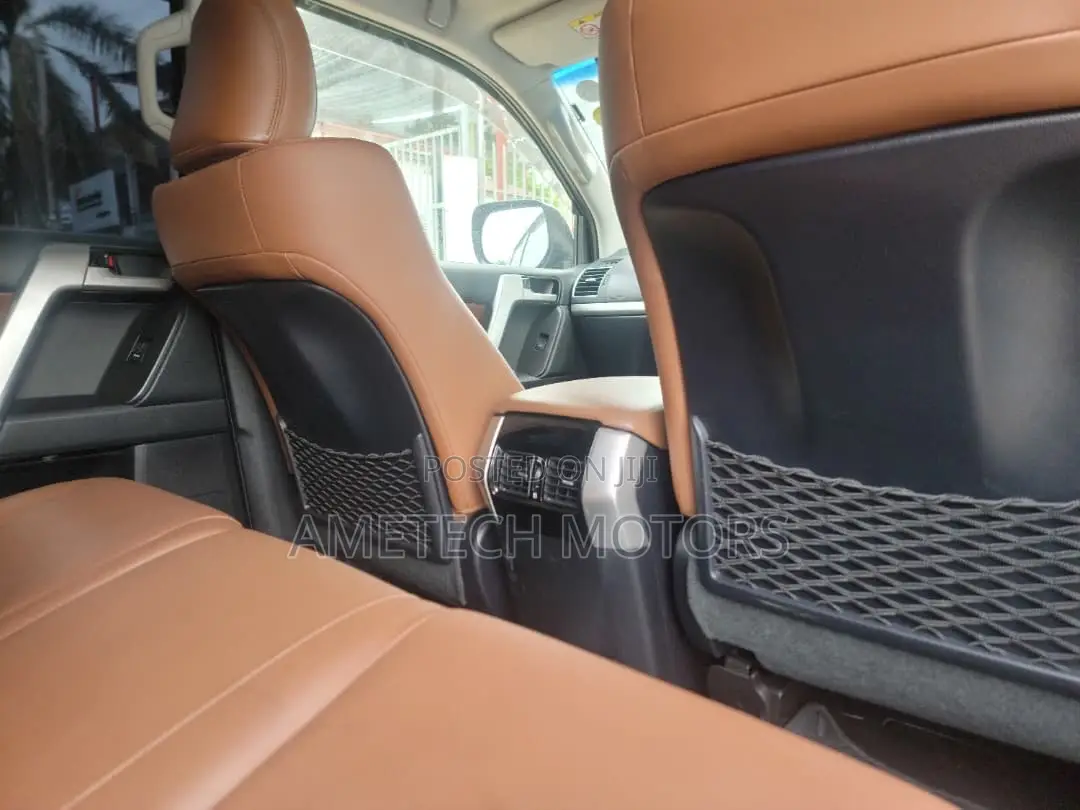 Toyota Land Cruiser Prado 2021 Black