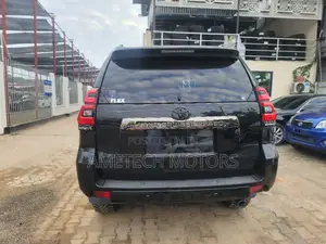Toyota Land Cruiser Prado 2021 Black