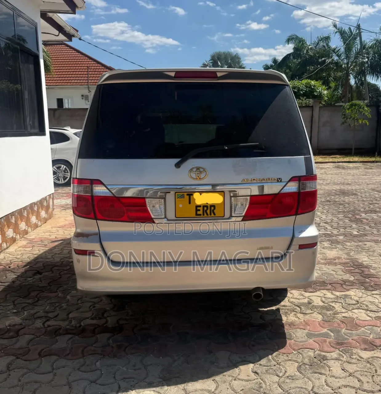 Toyota Alphard 2004 Silver