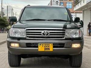 Toyota Land Cruiser 2005 Green