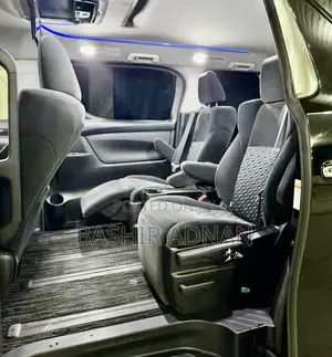 Toyota Alphard 2.5 Petrol FWD 2016 Black