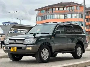 Toyota Land Cruiser 2005 Green