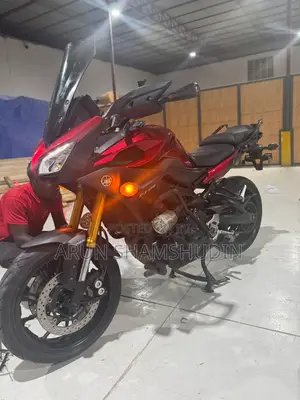 Yamaha 2017 Red