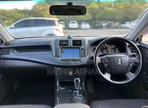 Toyota Crown 2009 White