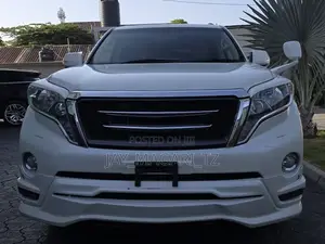 Toyota Land Cruiser Prado 2016 White