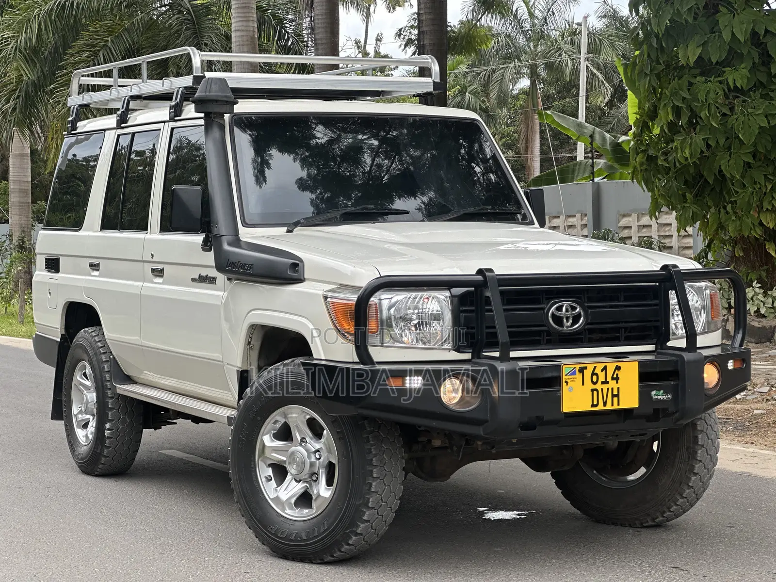 Toyota Land Cruiser 2018 White