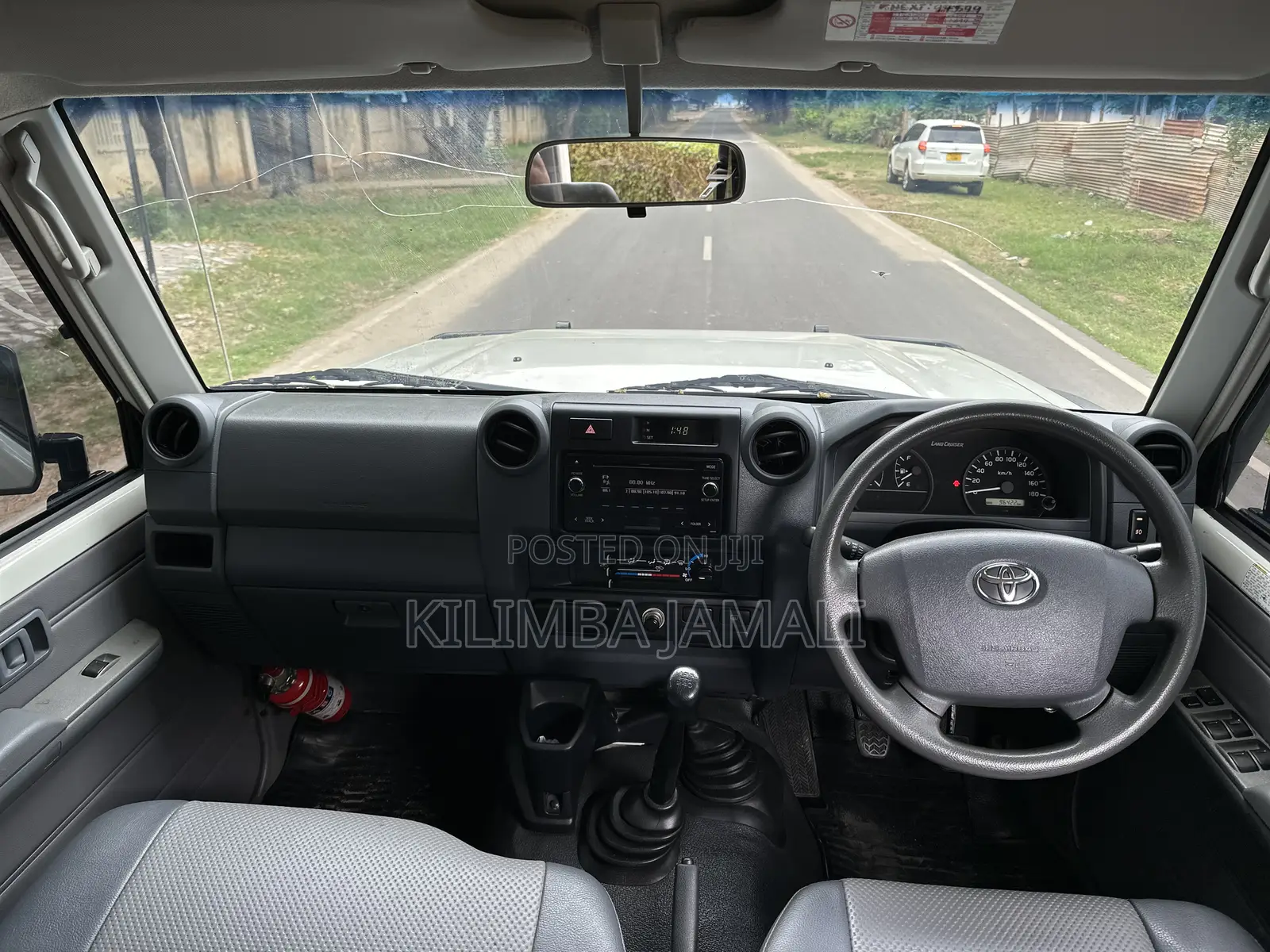 Toyota Land Cruiser 2018 White