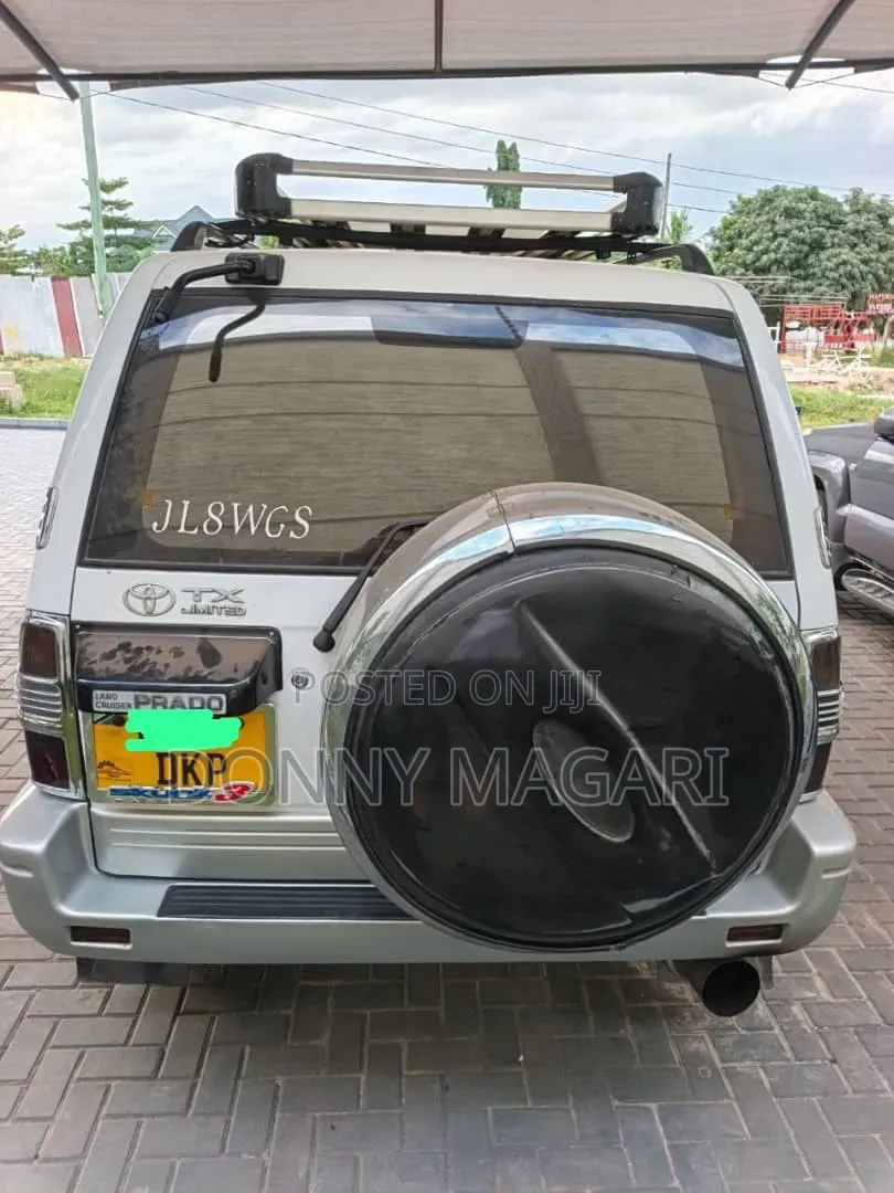 Toyota Land Cruiser Prado 2003 White