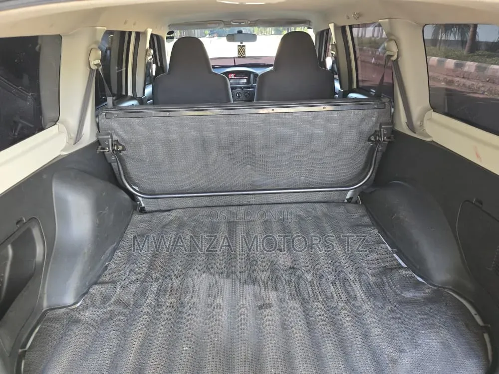 Toyota Probox 2007 White