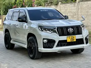 Toyota Land Cruiser Prado 2.7 i 2010 White