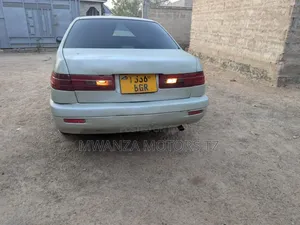 Toyota Corona Premio 1996 Silver