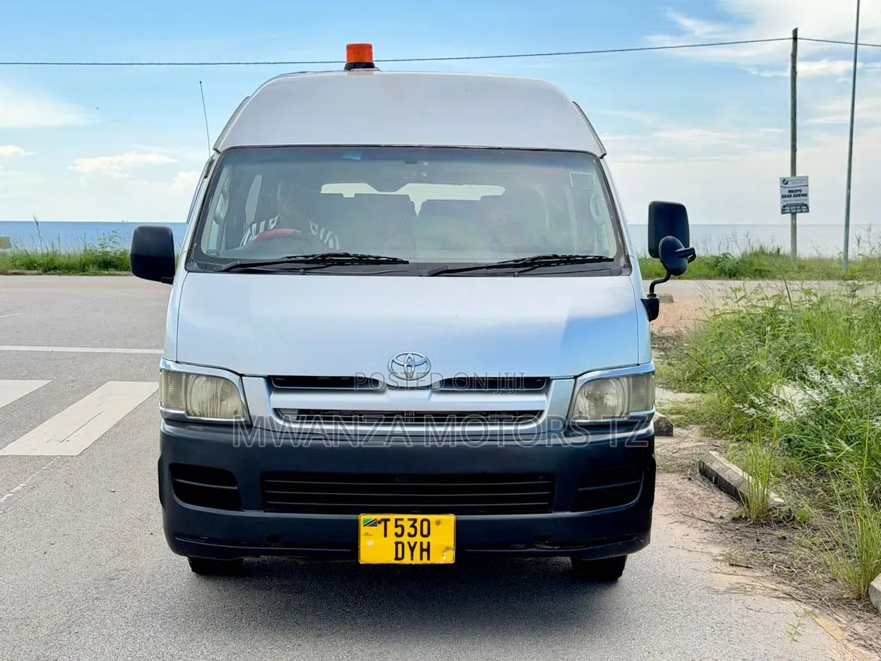 Toyota Grand HiAce 2007 Silver