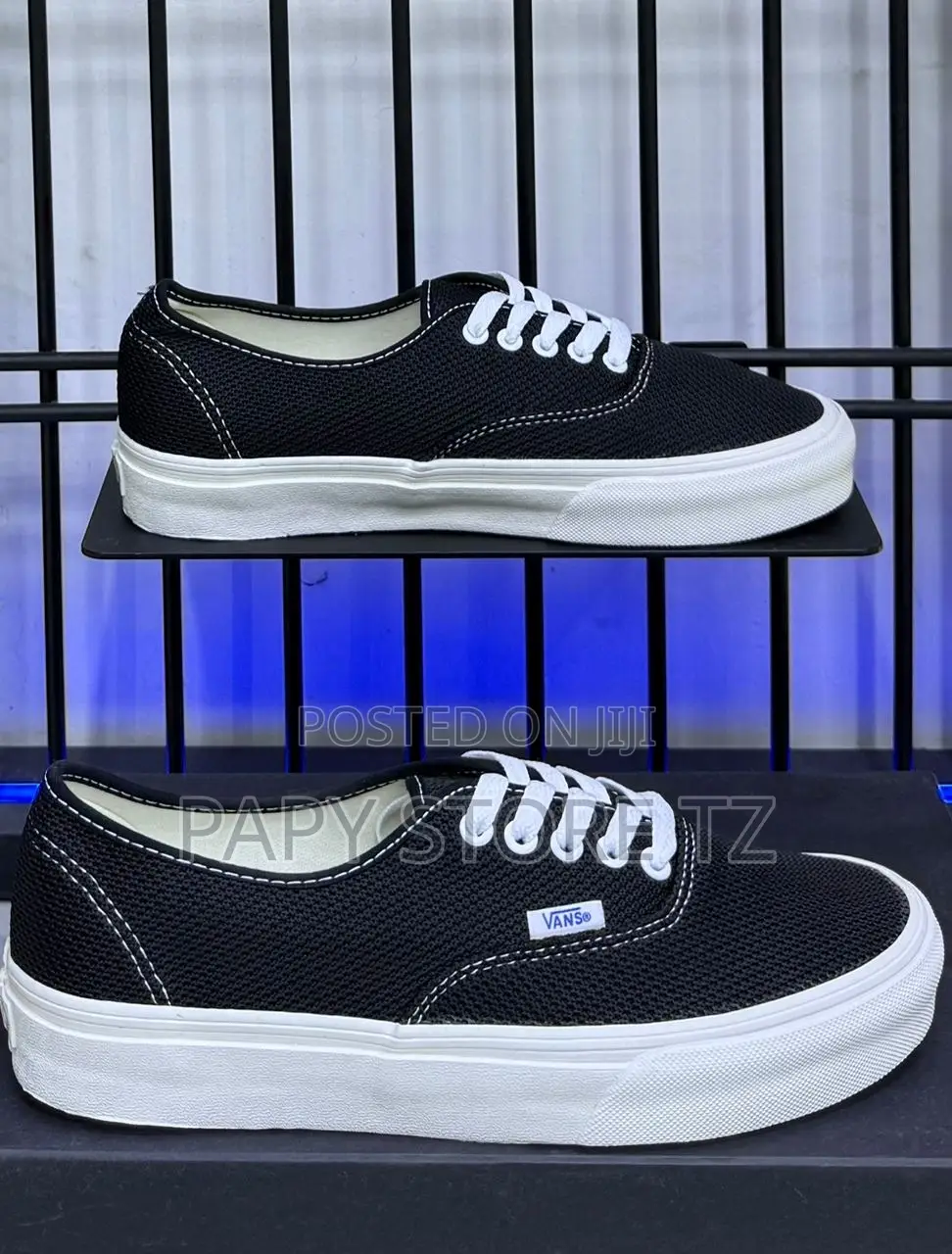 Vans Sneakers