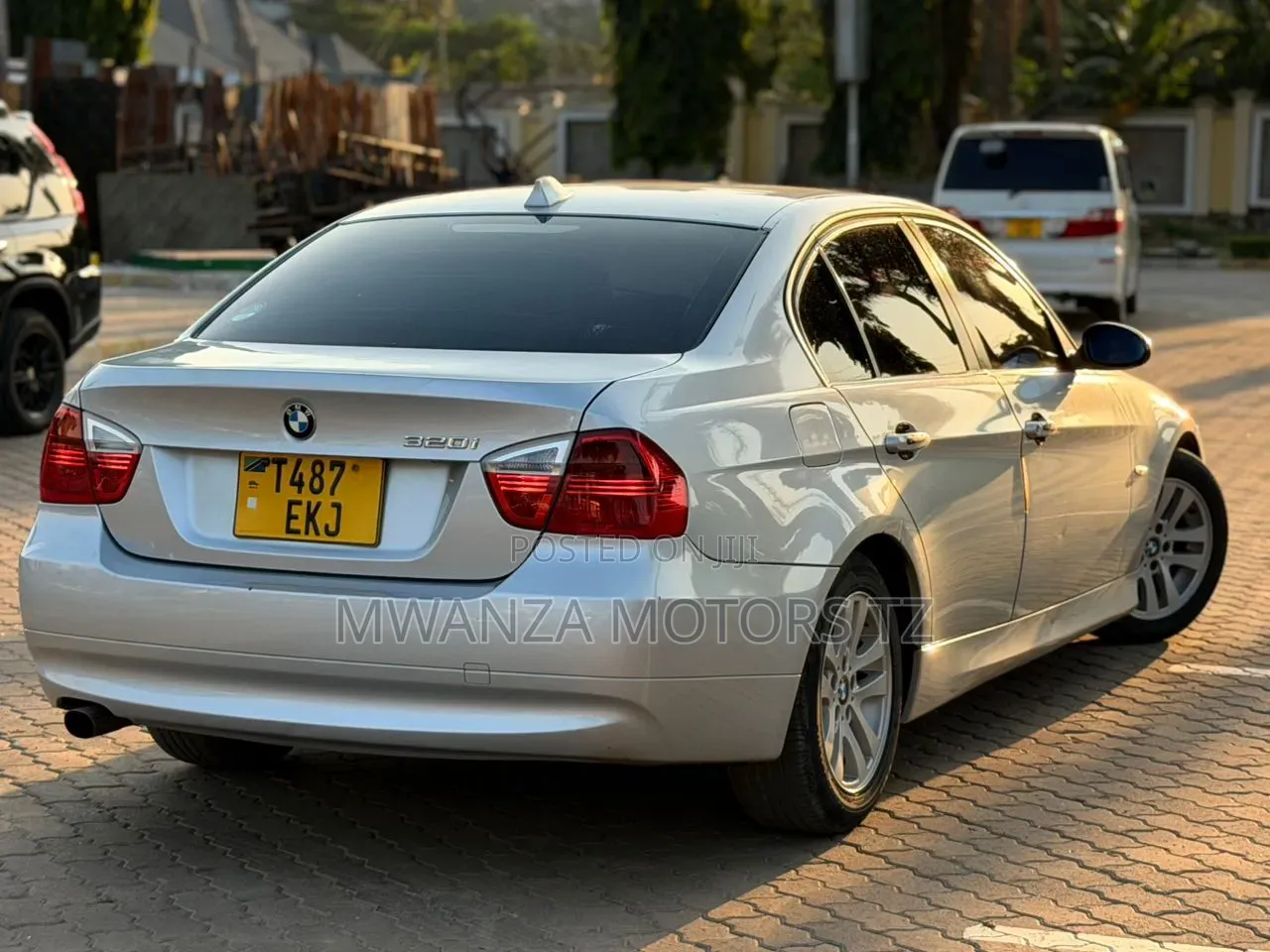 BMW 3 Series 2009 Silver