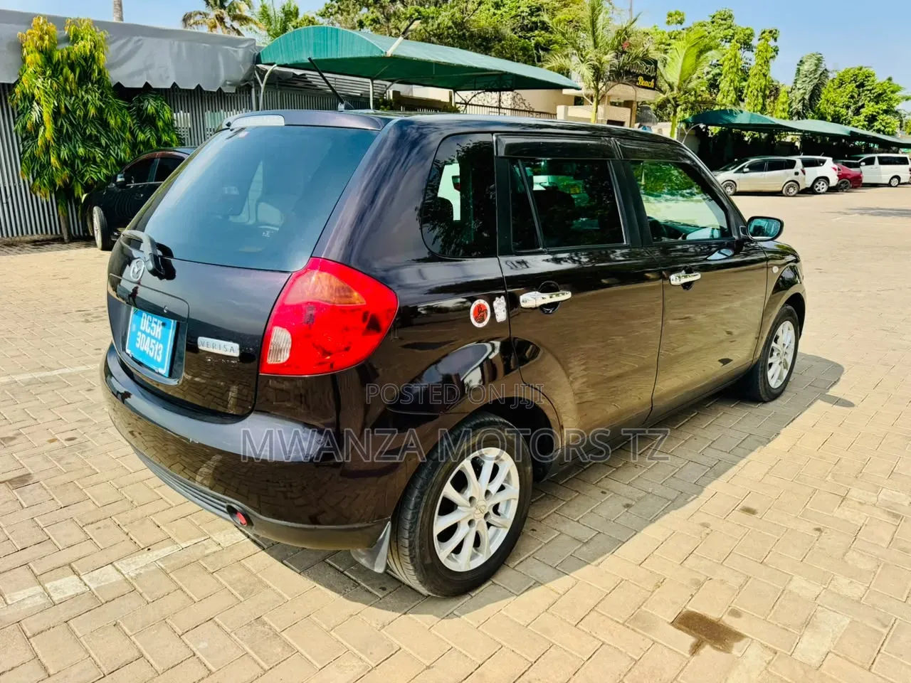 Mazda Verisa 2010 Maroon