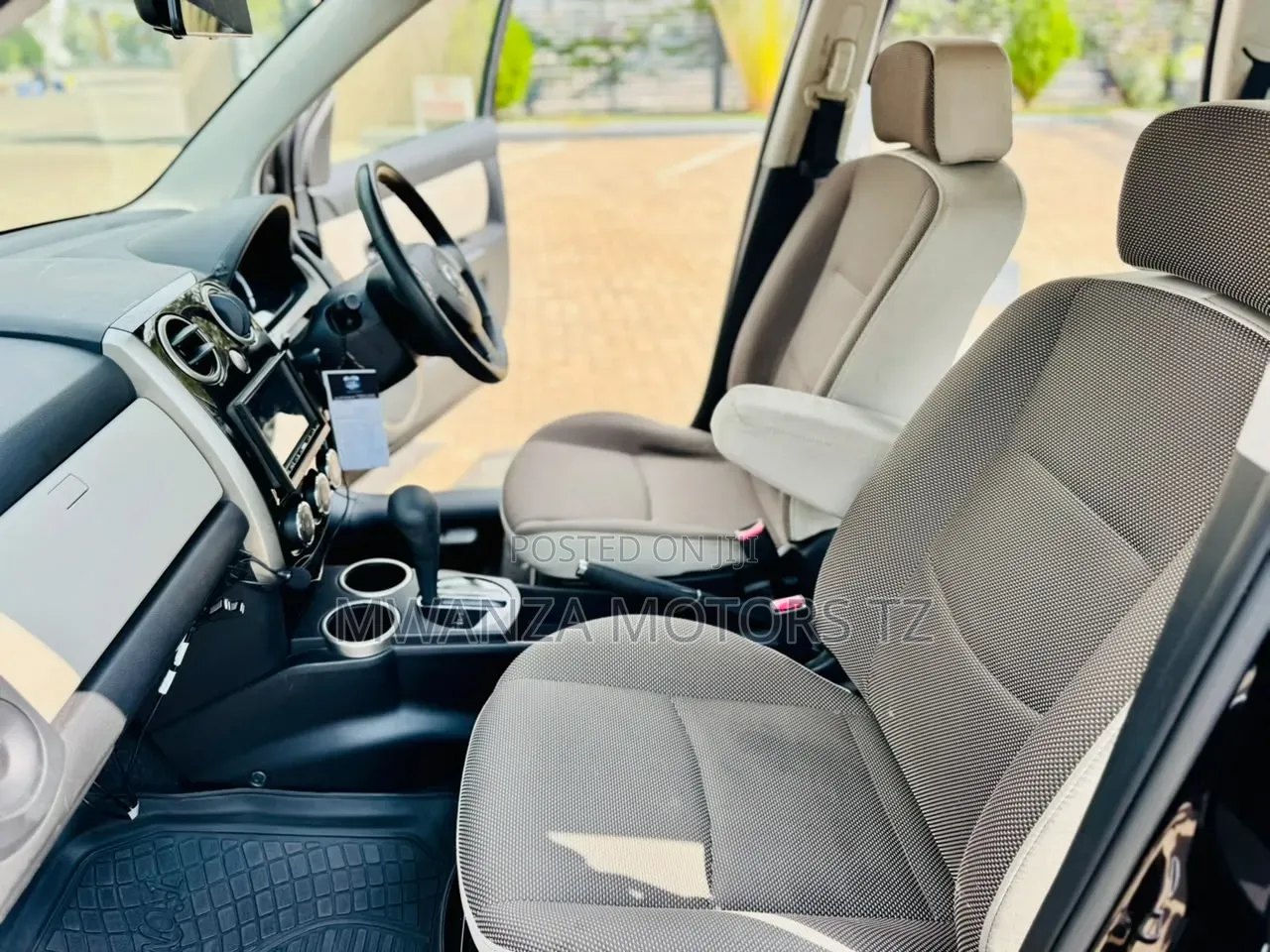 Mazda Verisa 2010 Maroon