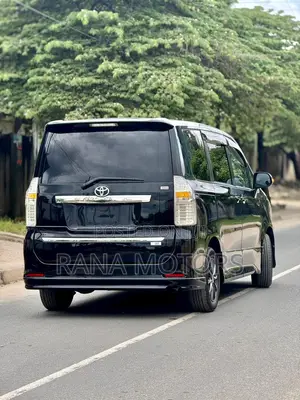 Toyota Noah 2008 Black