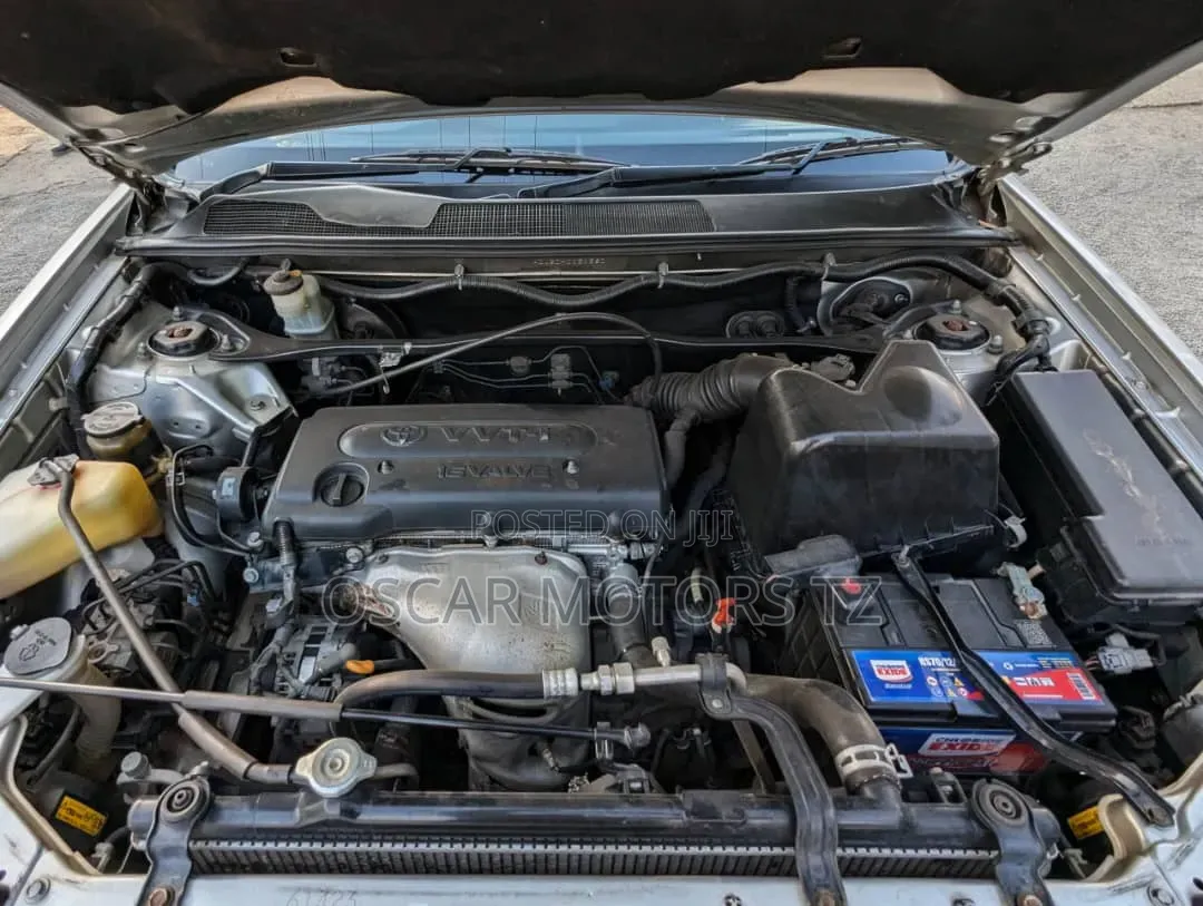 Toyota Kluger 2006 Silver