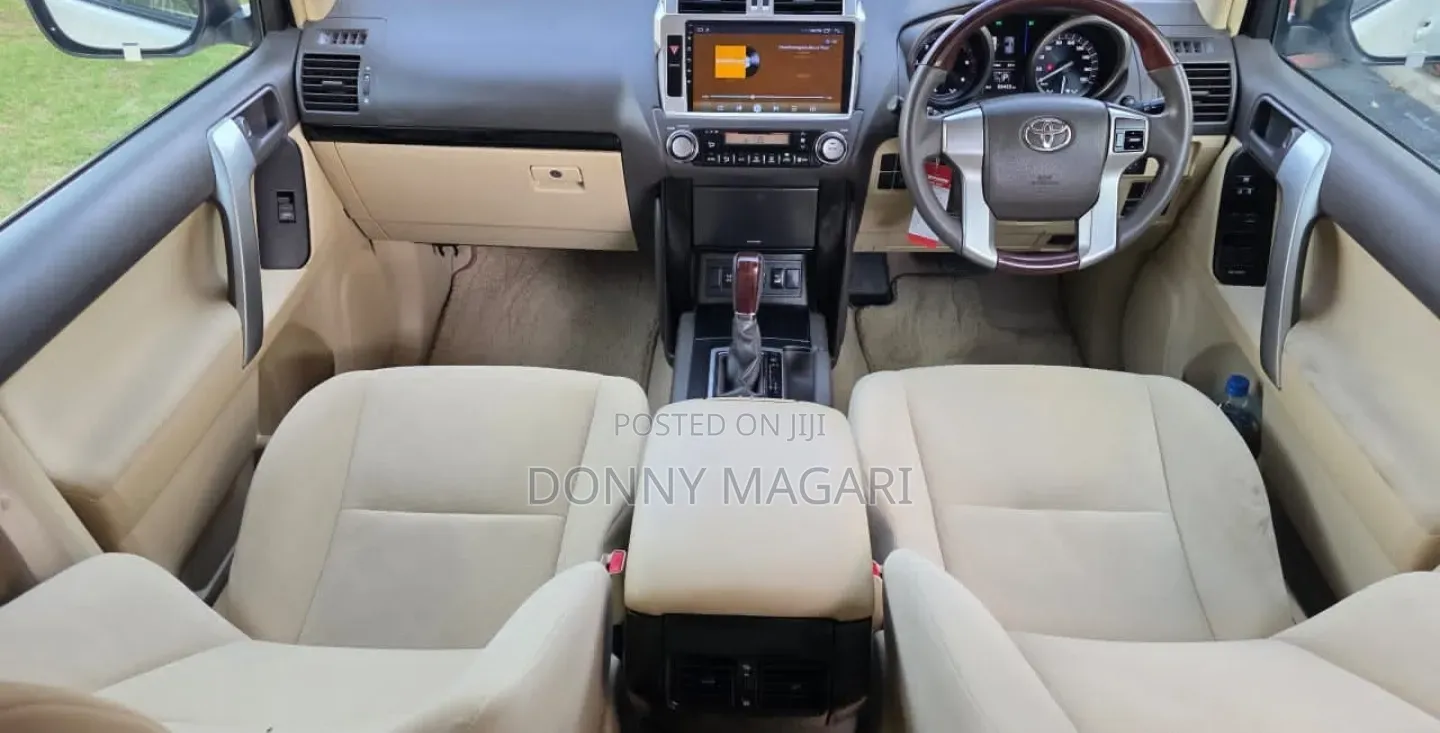 Toyota Land Cruiser Prado 2016 White