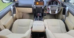 Toyota Land Cruiser Prado 2016 White