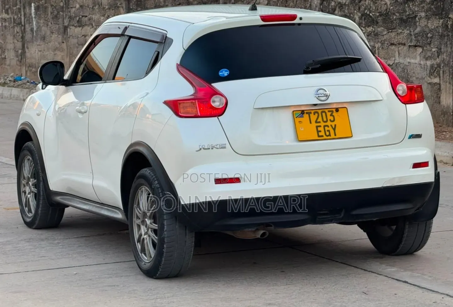 Nissan Juke 2011 White
