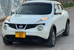 Nissan Juke 2011 White