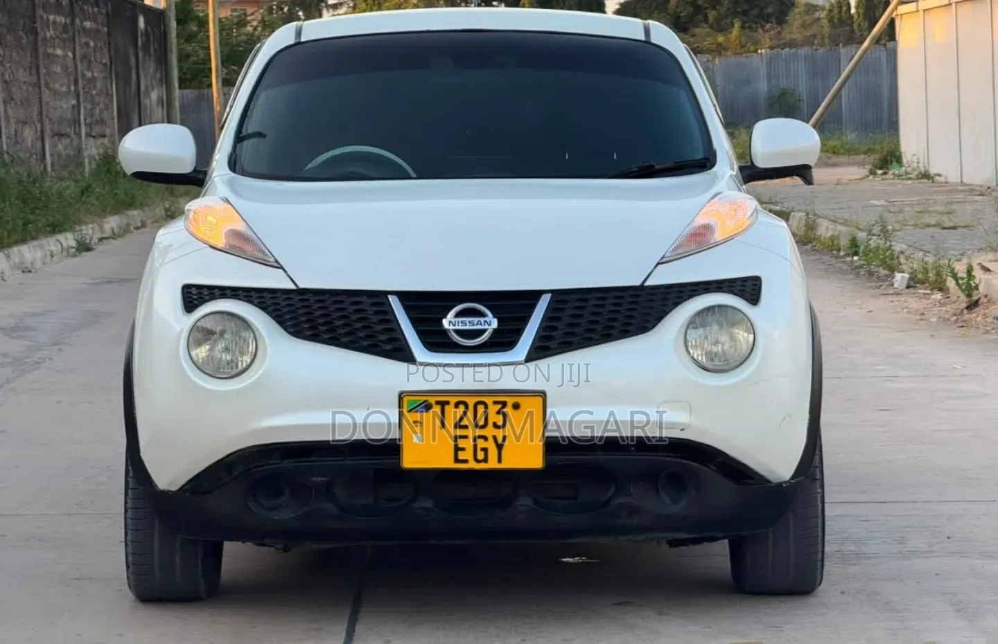 Nissan Juke 2011 White