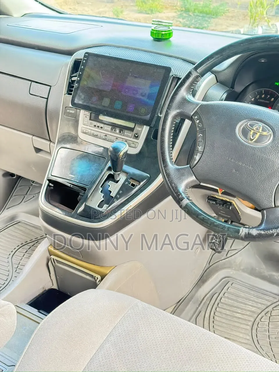 Toyota Alphard 2004 Gray