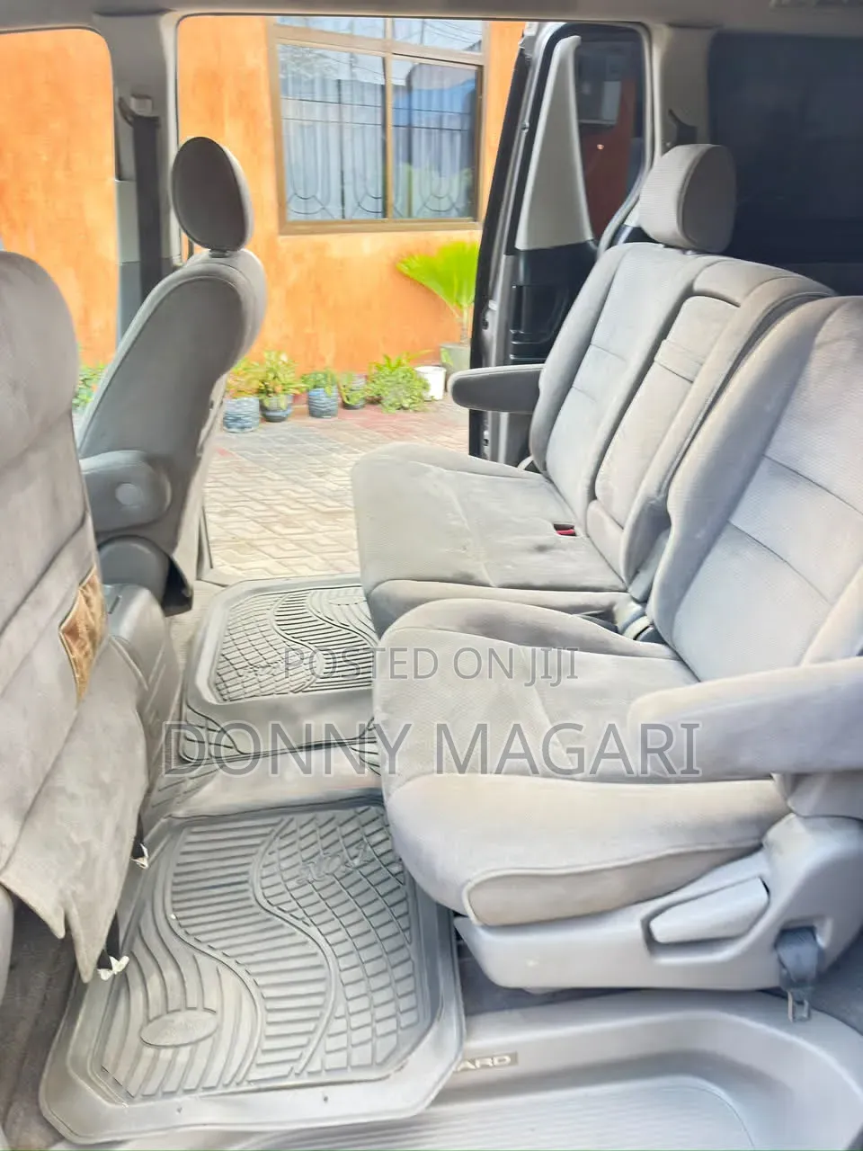 Toyota Alphard 2004 Gray