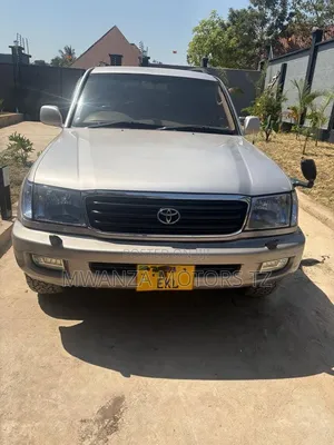 Toyota Land Cruiser 2006 Beige